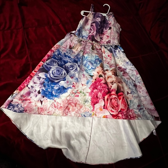 Floral dress - Picture 2 of 2